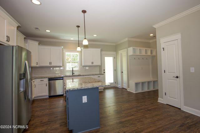 1021 Juniper Lake Road, West End, NC 27376