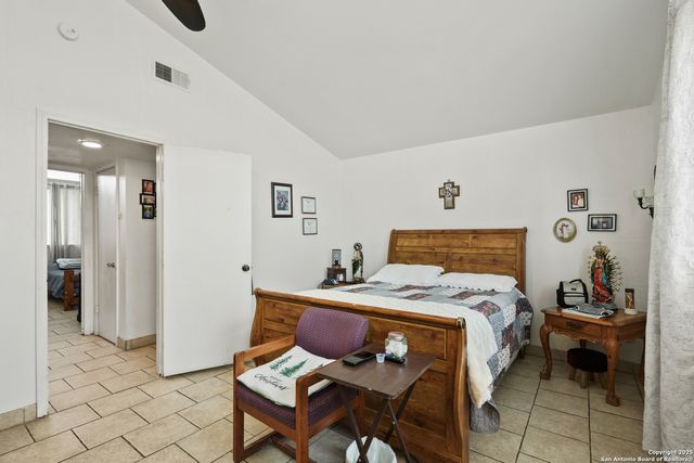 2118 Gaines Mill, San Antonio, TX 78245