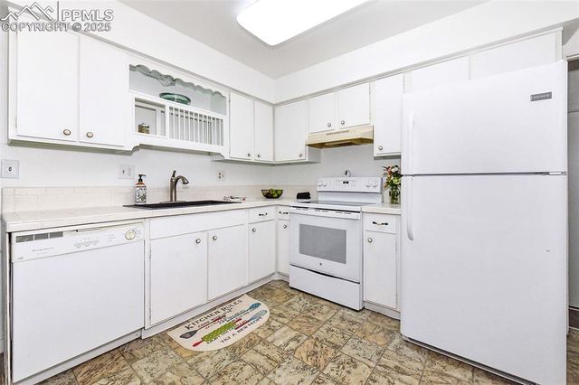 1532 Capulin Drive, Colorado Springs, CO 80910