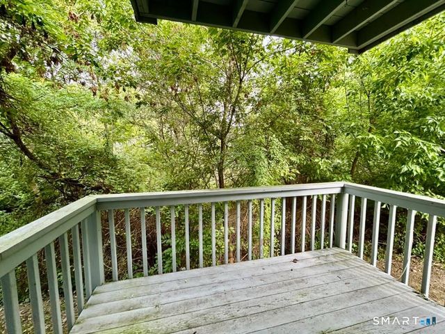 19 Somers Street B8, Danbury, CT 06810