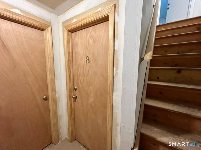 19 Somers Street B8, Danbury, CT 06810