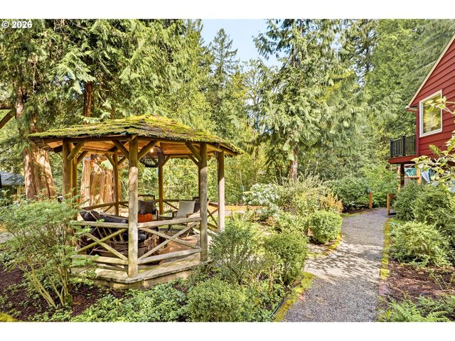 10235 Nw LEAHY Rd, Portland, OR 97229