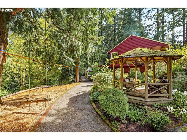 10235 Nw LEAHY Rd, Portland, OR 97229