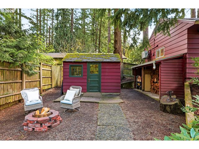 10235 Nw LEAHY Rd, Portland, OR 97229