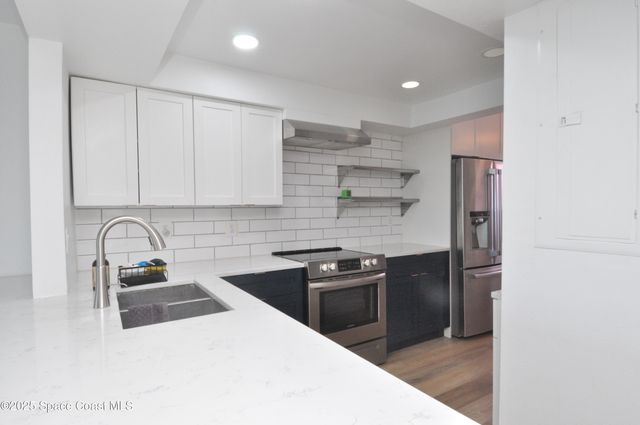 3901 Dixie Highway NE 402, Palm Bay, FL 32905