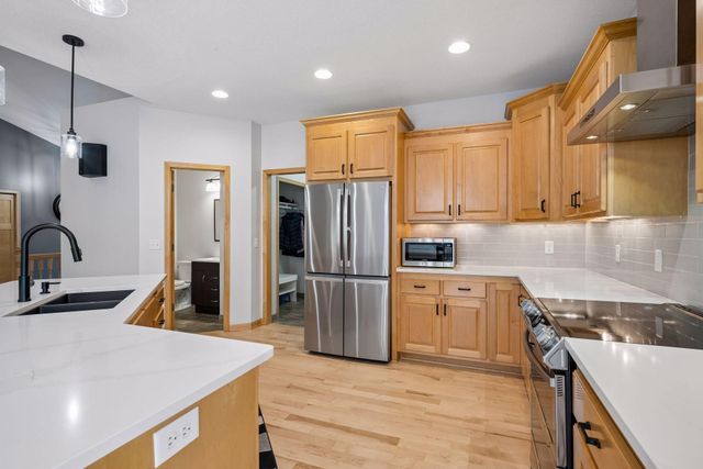 19461 Rawlins Circle NW, Elk River, MN 55330