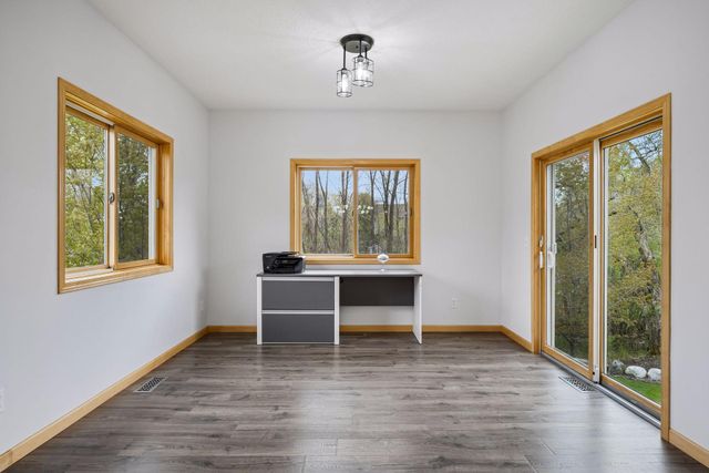 19461 Rawlins Circle NW, Elk River, MN 55330