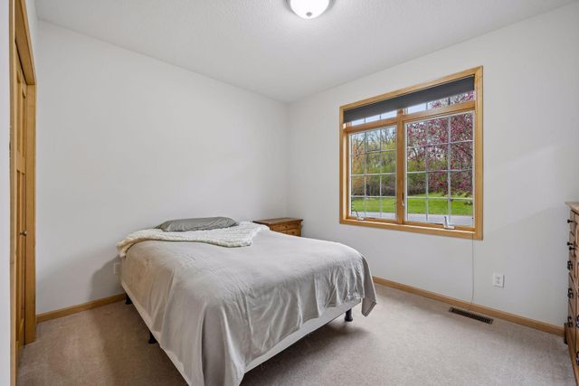 19461 Rawlins Circle NW, Elk River, MN 55330
