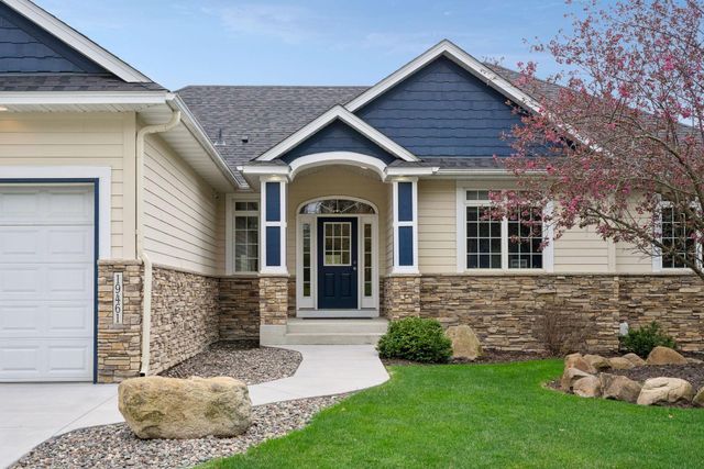 19461 Rawlins Circle NW, Elk River, MN 55330
