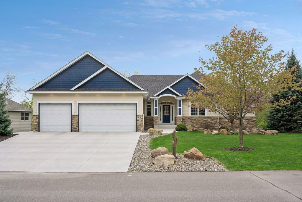 19461 Rawlins Circle NW, Elk River, MN 55330