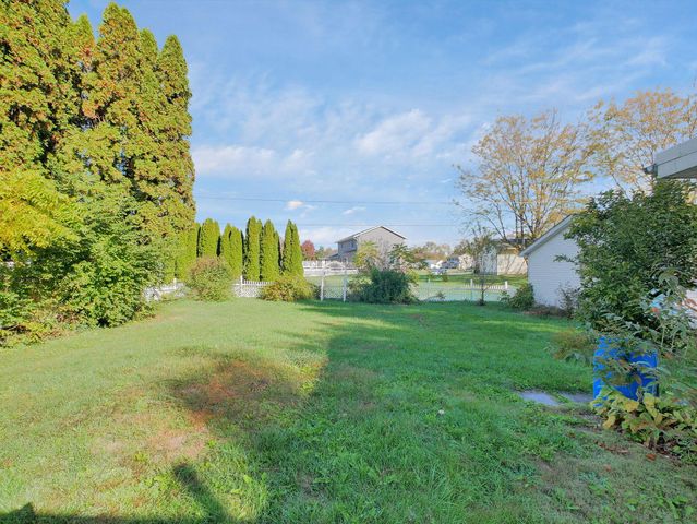 1760 Rainbow Drive NE, Lancaster, OH 43130