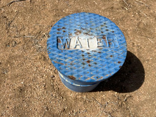 1 Moss Ave, California City, CA 93505