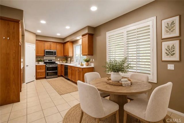33533 Azalea, Murrieta, CA 92563