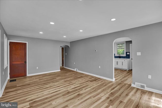 2122 HAMPDEN BLVD, Reading, PA 19604