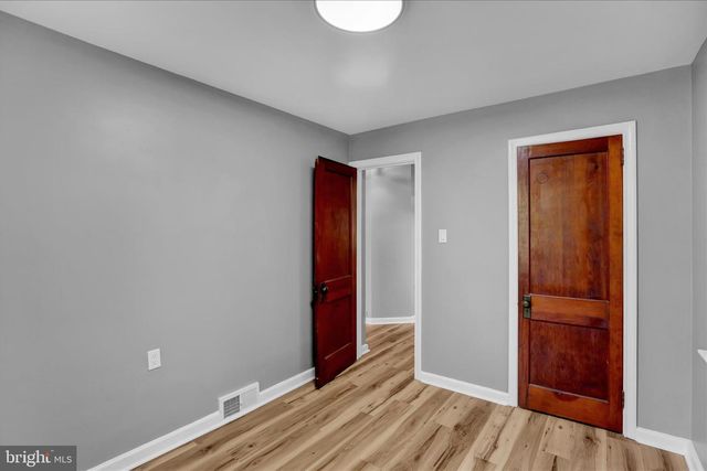 2122 HAMPDEN BLVD, Reading, PA 19604