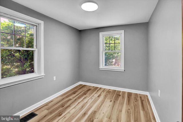 2122 HAMPDEN BLVD, Reading, PA 19604