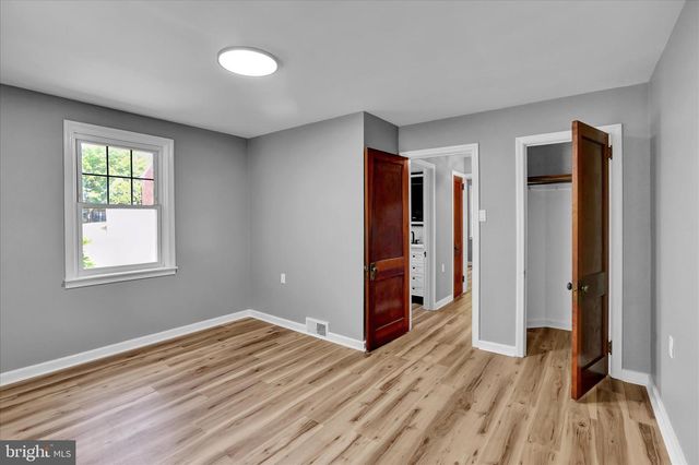 2122 HAMPDEN BLVD, Reading, PA 19604