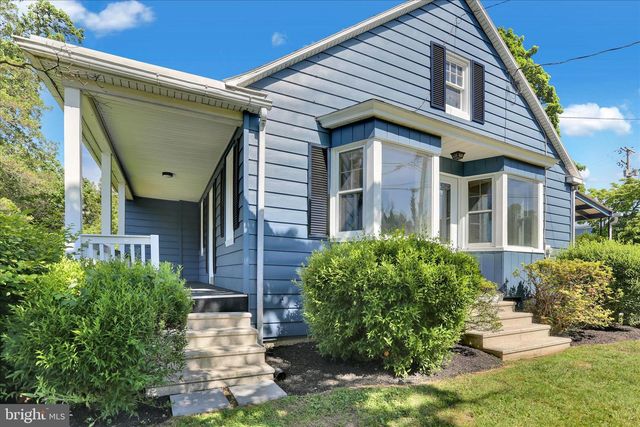 2122 HAMPDEN BLVD, Reading, PA 19604