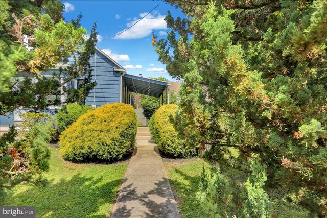 2122 HAMPDEN BLVD, Reading, PA 19604