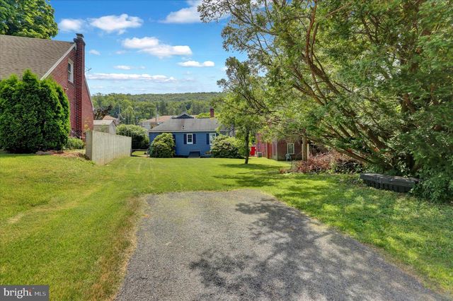 2122 HAMPDEN BLVD, Reading, PA 19604