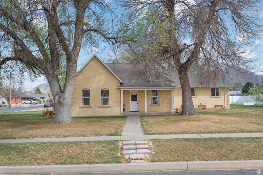 Image 3 of property listing at 288 N 700 E, Spanish Fork, UT 84660