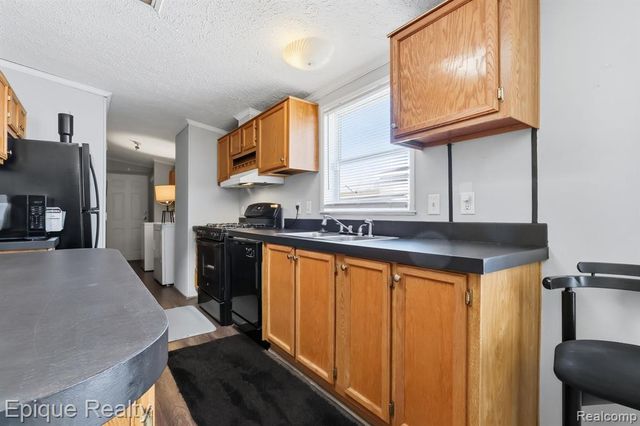 37829 Culver Drive, Clinton Township, MI 48036