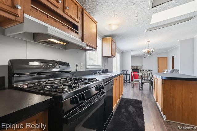 37829 Culver Drive, Clinton Township, MI 48036