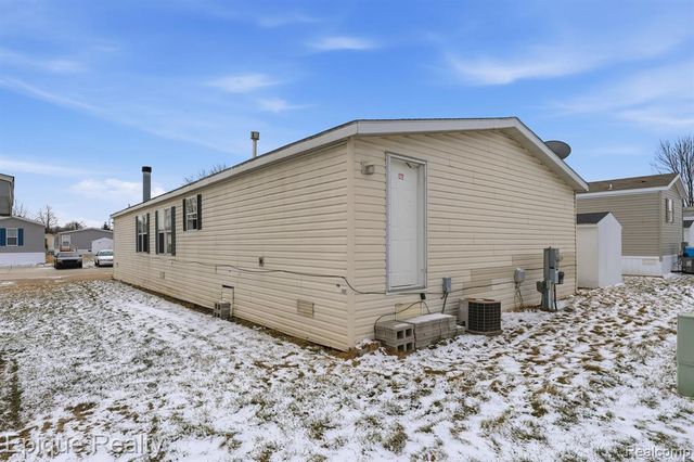 37829 Culver Drive, Clinton Township, MI 48036