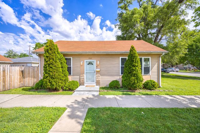 1700 N 37th Avenue, Stone Park, IL 60165
