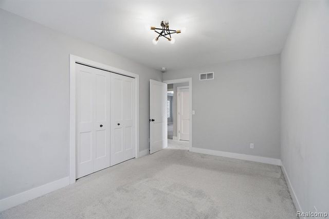 27827 S Moran Street, Harrison Twp, MI 48045