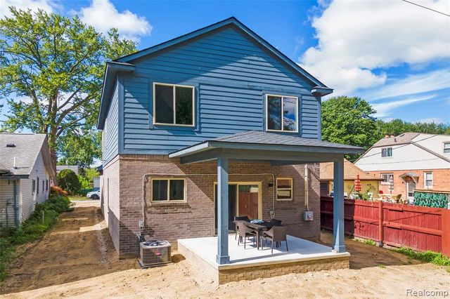27827 S Moran Street, Harrison Twp, MI 48045
