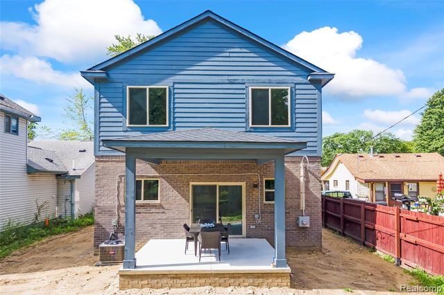 27827 S Moran Street, Harrison Twp, MI 48045