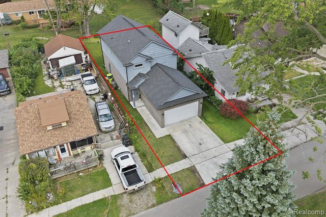27827 S Moran Street, Harrison Twp, MI 48045