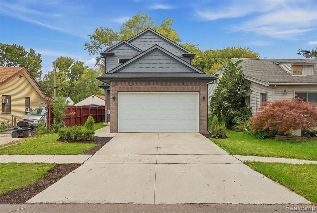27827 S Moran Street, Harrison Twp, MI 48045