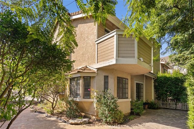 689 W Sierra Madre, Sierra Madre, CA 91024