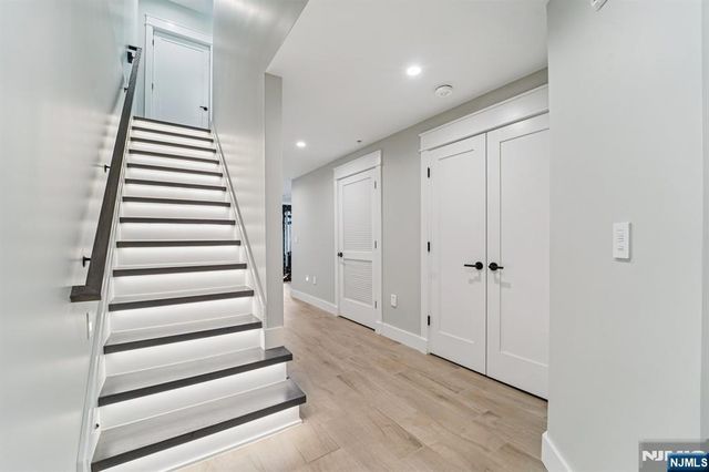 412 Lincoln Avenue, Cliffside Park, NJ 07010