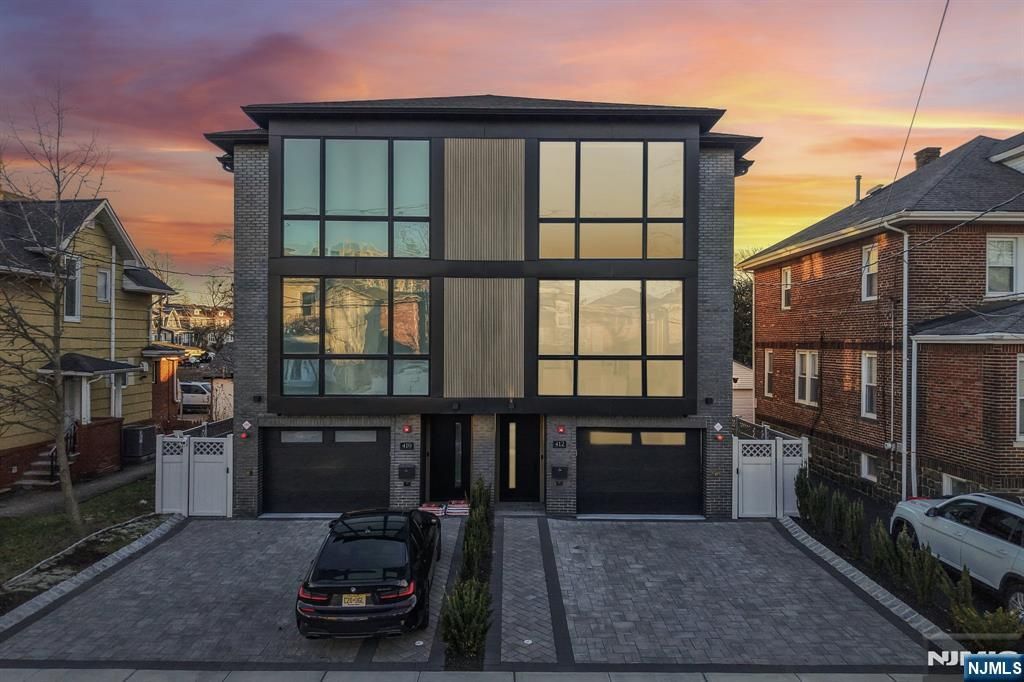 412 Lincoln Avenue, Cliffside Park, NJ 07010