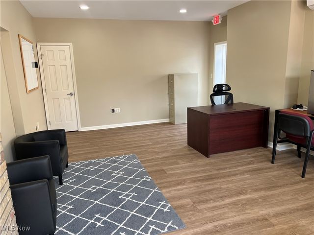 25 S 5th Street, Martins Ferry, OH 43935