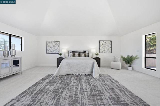 1715 Greenhills Ct, Lafayette, CA 94549