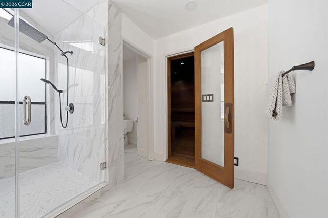 1715 Greenhills Ct, Lafayette, CA 94549