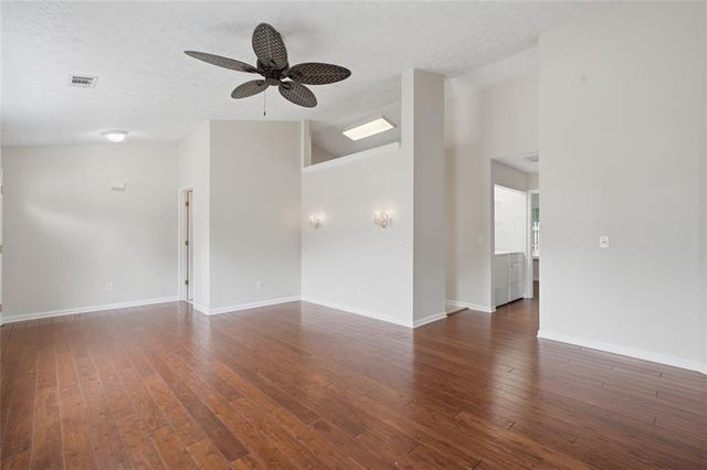 628 Spanish Oak Drive, Acworth, GA 30102