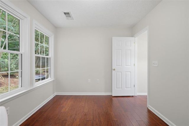 628 Spanish Oak Drive, Acworth, GA 30102