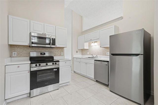 628 Spanish Oak Drive, Acworth, GA 30102