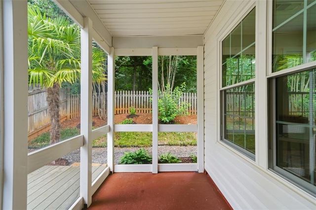 628 Spanish Oak Drive, Acworth, GA 30102