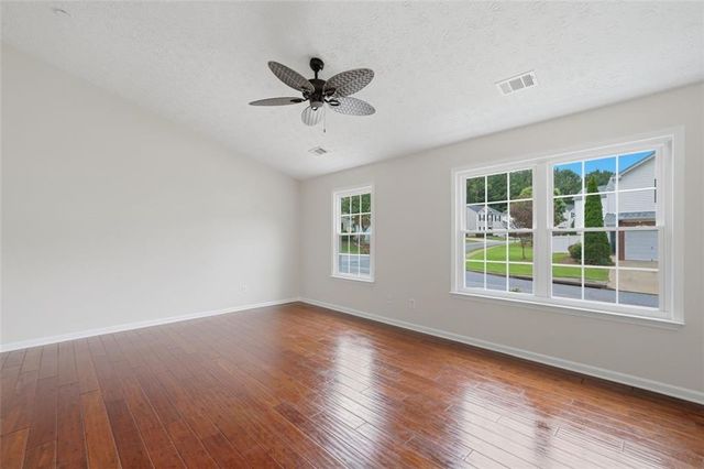 628 Spanish Oak Drive, Acworth, GA 30102