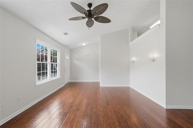 628 Spanish Oak Drive, Acworth, GA 30102