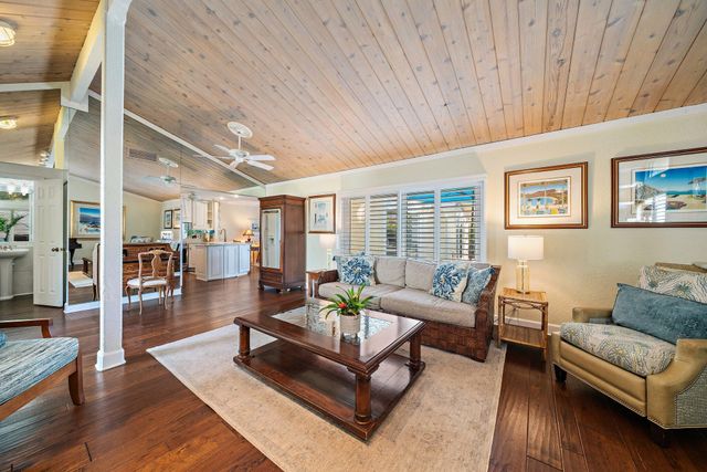 110 E Spearfish Lane, Jupiter, FL 33477