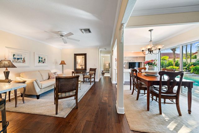 110 E Spearfish Lane, Jupiter, FL 33477