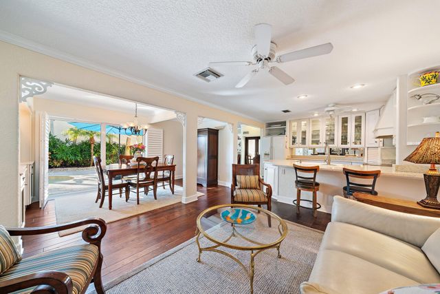 110 E Spearfish Lane, Jupiter, FL 33477