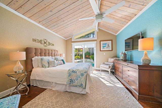 110 E Spearfish Lane, Jupiter, FL 33477